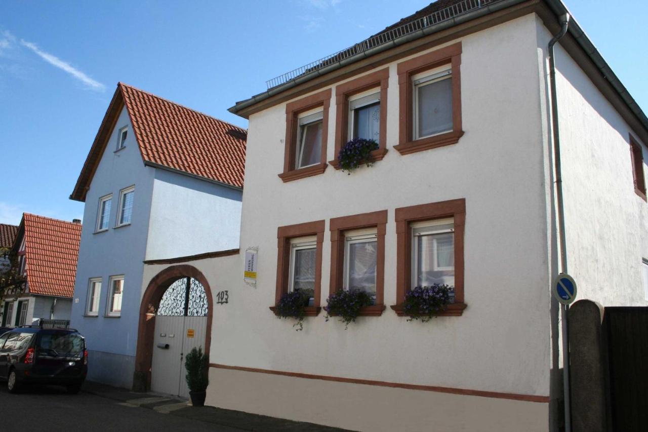 Ferienwohnung Spatzennest In Edesheim Luaran gambar
